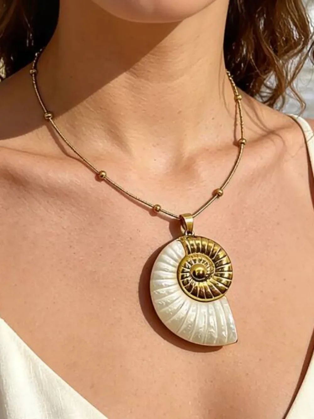 Seashell necklace N2249